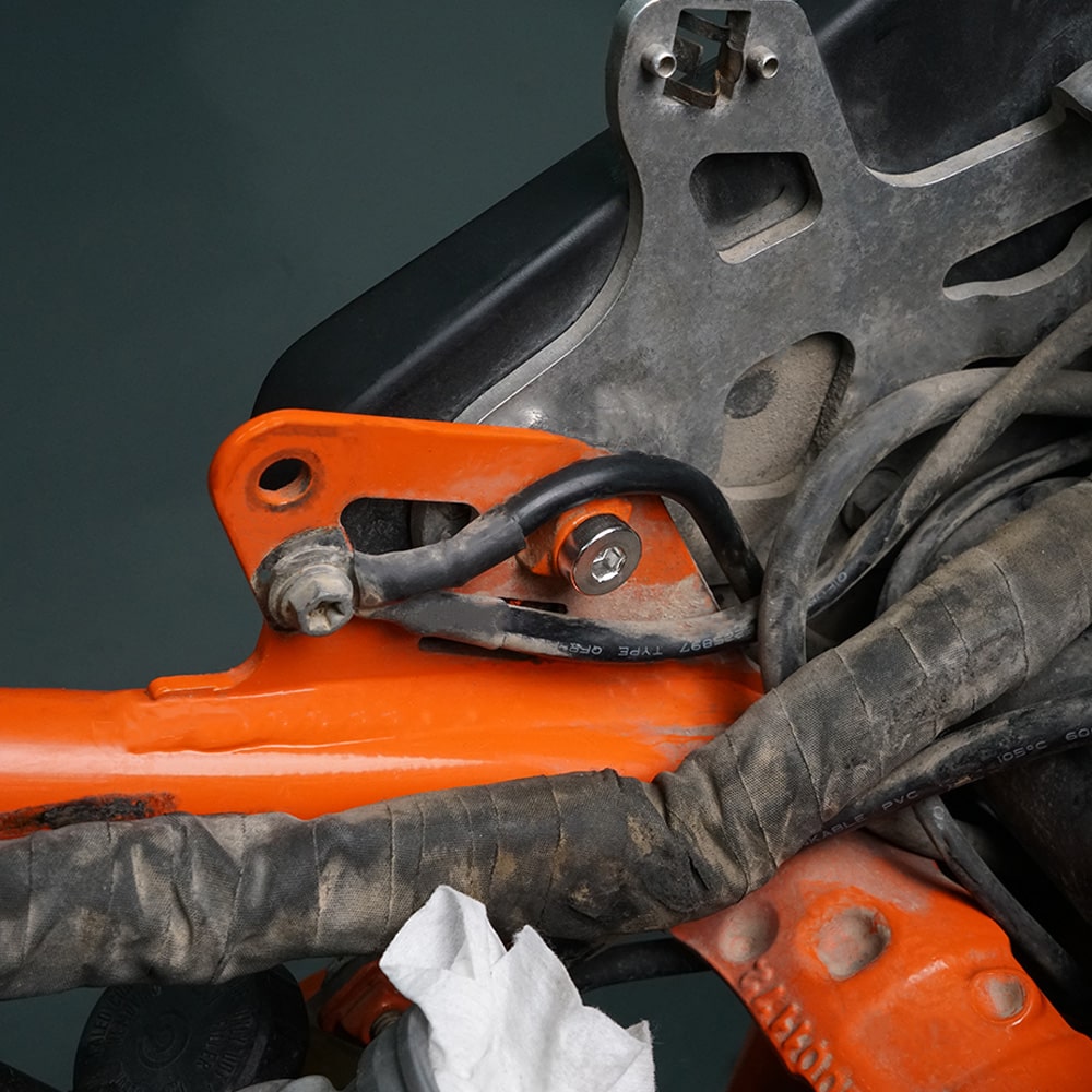 Ktm best sale subframe bolts